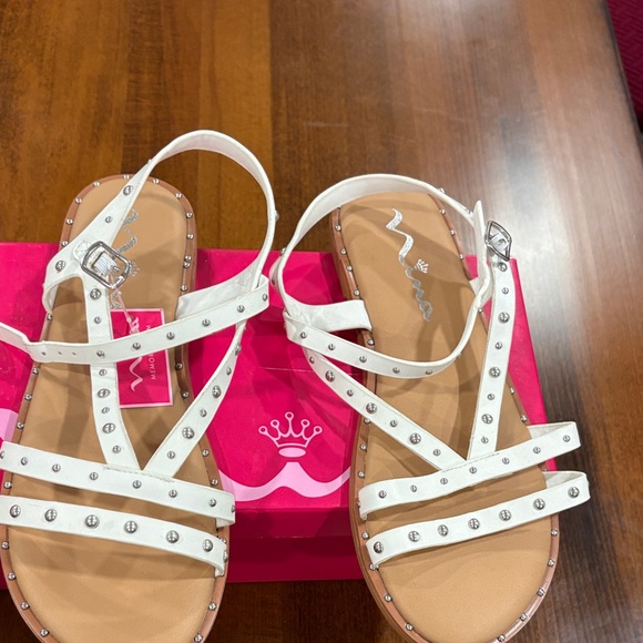 Nina White Sandals with Silver Studs - Picture 3 of 7